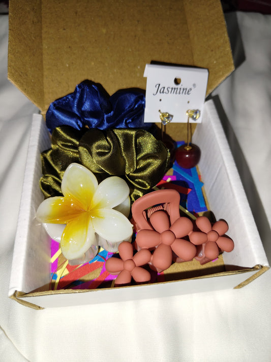 Cute Rakhi Mini Hamper